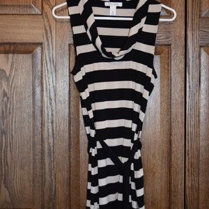 White House Black Market sleeveless top